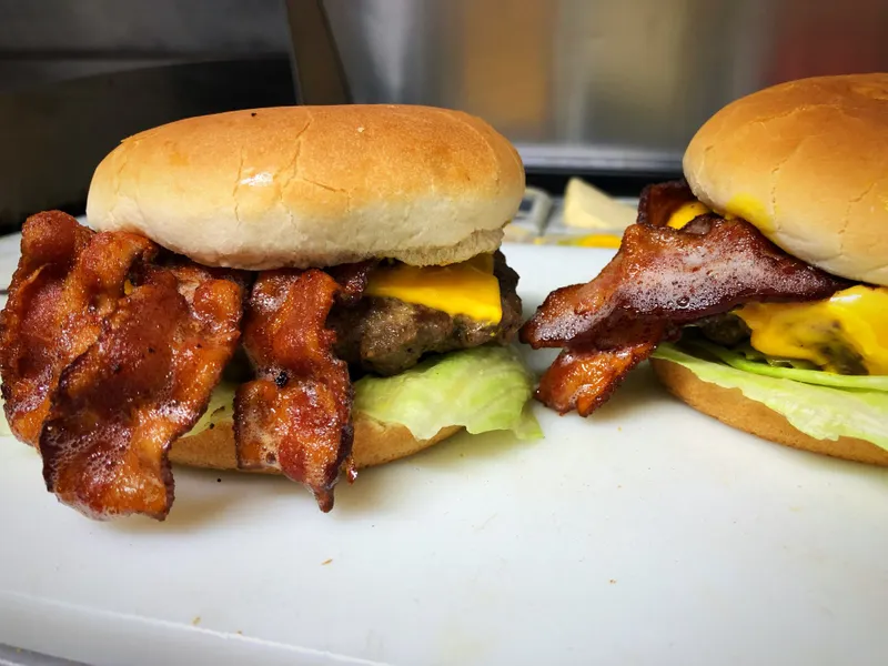 Bacon Cheeseburger
