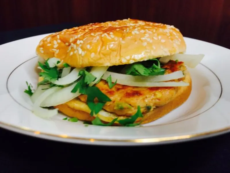 Bun Kabob with Fries