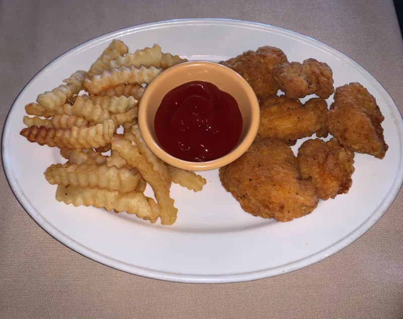 Kids Chicken Nuggets & Fries