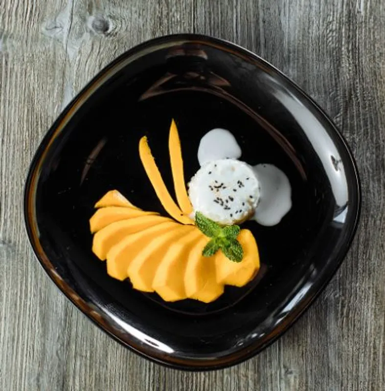 Sweet Sticky Rice And Mango