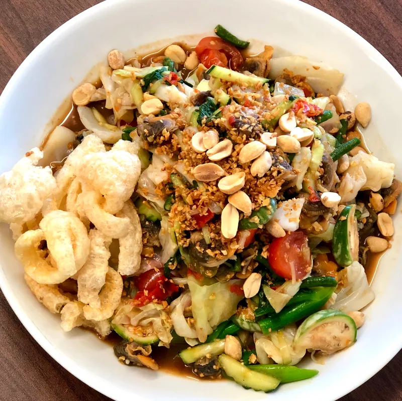 14. Blody Clam Salad