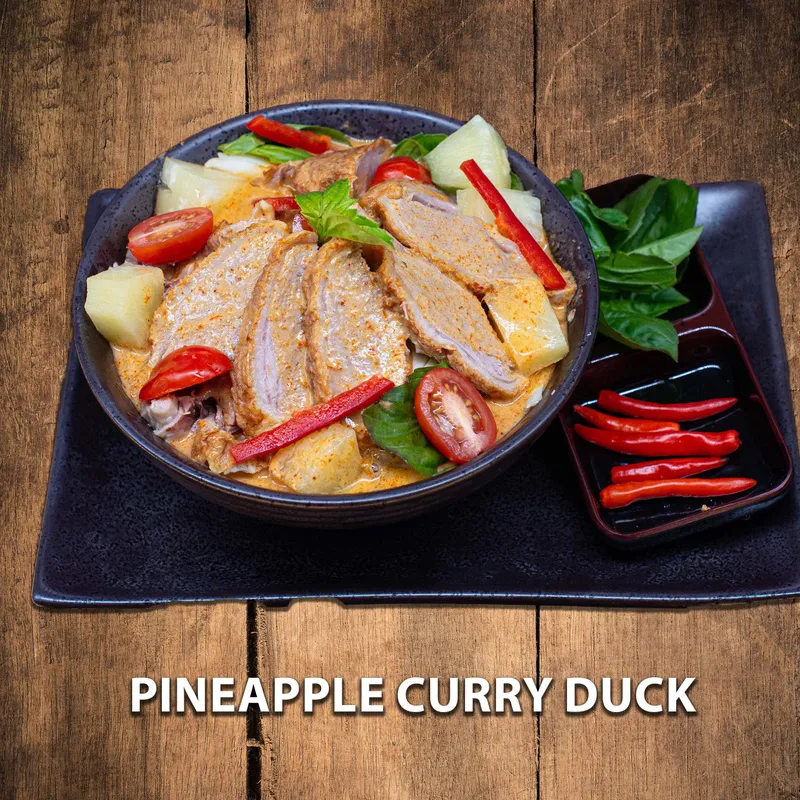 P4 Pineapple Curry Duck