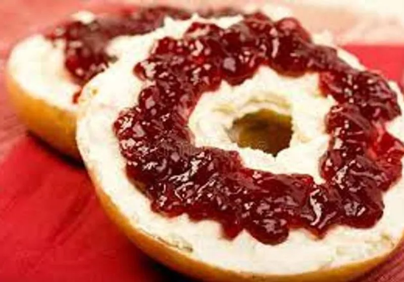 Bagel with Jelly