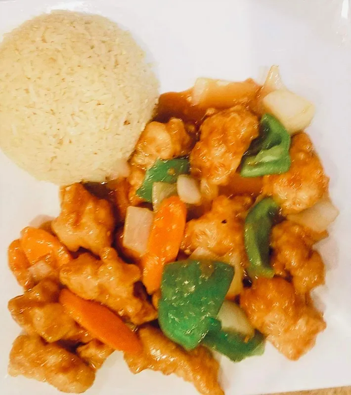 X4. General Tso Chicken Rice Bowl