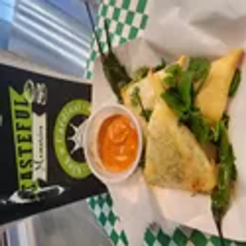 Chicken Samosa (3 Pcs)