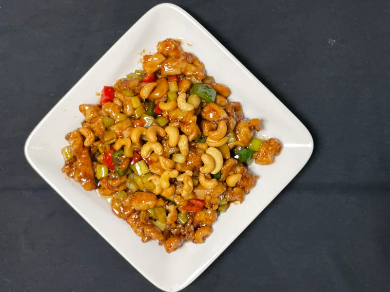 C18. Cashew Chicken