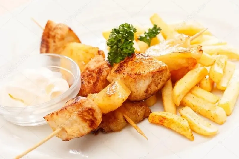 Chicken Shish With Fries - Tavuk sis ve Kizartma
