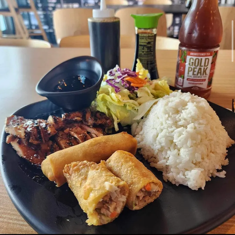 FRIDAY Daily Special - Chicken & Eggroll