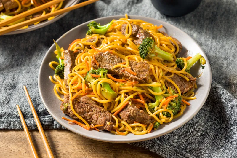 12. Lo Mein