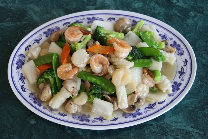 H4. Seafood Combination