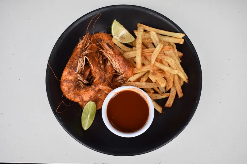 Camarones con Cabeza