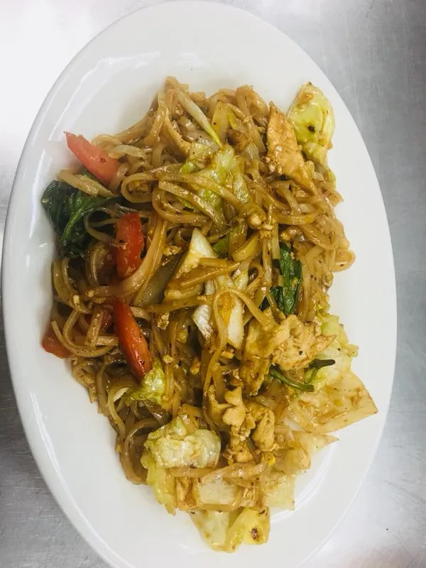 8. Drunken Noodles
