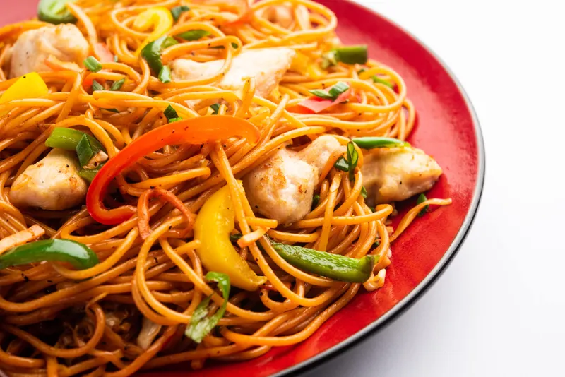Indo Chinese Chicken Noodles