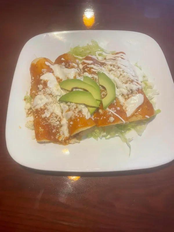 23. Enchiladas Rojas