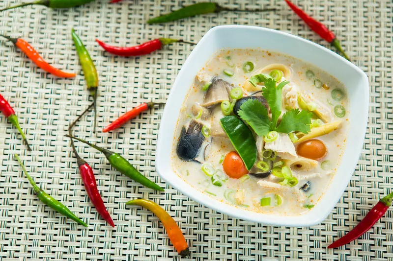 Tom Kha