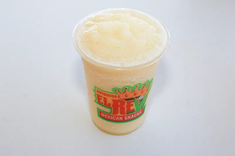 Raspa de Piña / Pineapple Shaved Ice