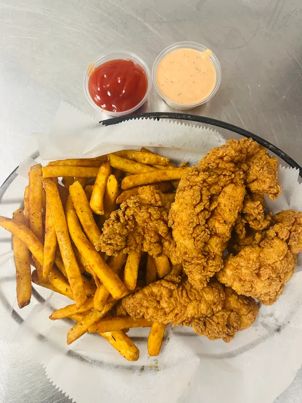 Chicken Tender Basket.(4)