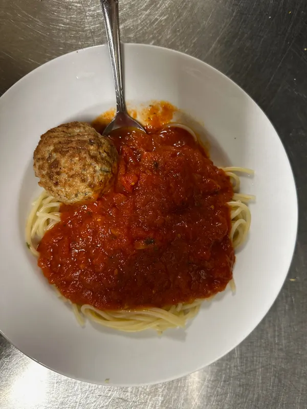 Spaghetti with Meatballs Lunch