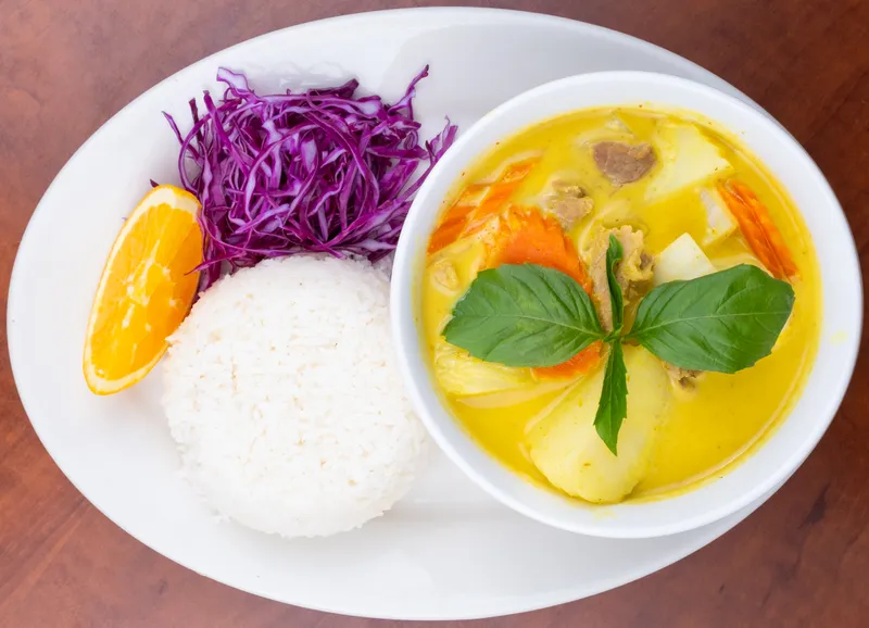 C4.Yellow Curry
