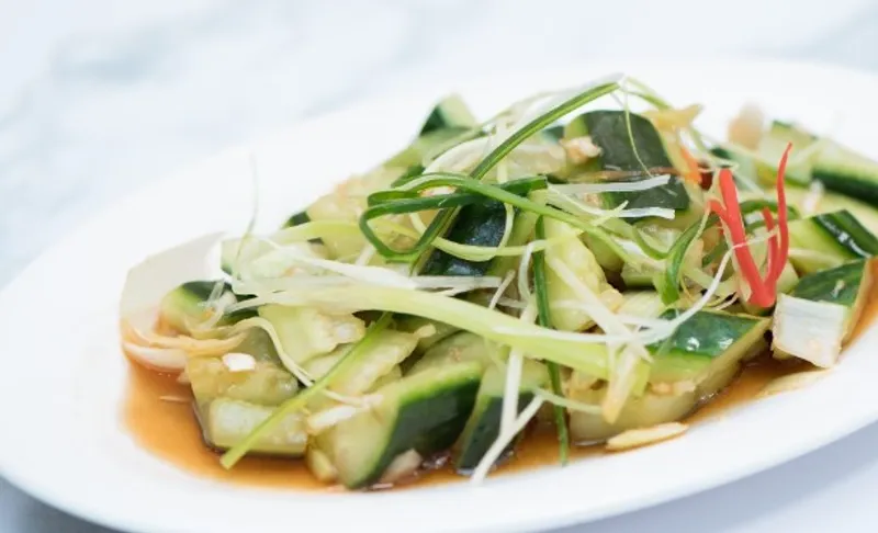 Crispy Cucumber Chinese Salad