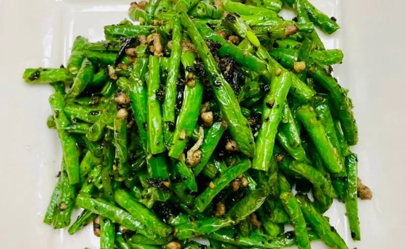 L15. Dry Fried String Beans