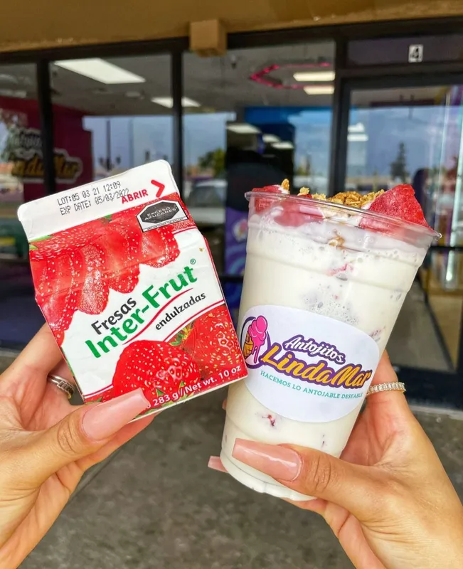 Fresas Congeladas (Frozen Strawberries & Cream)