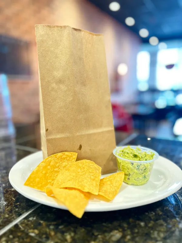 Chips & Guac