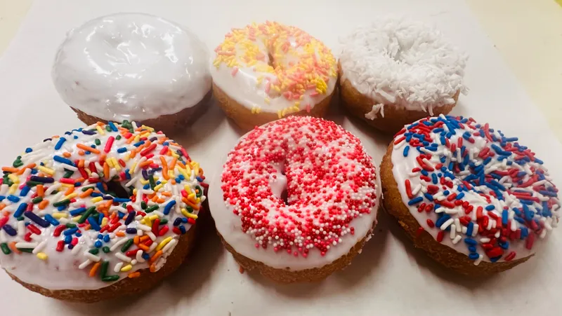 White Cake With Vanilla Frosting and sprinkle