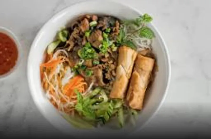 49. Grilled Pork Egg Roll Vermicelli / Bun Thit Nuong Cha Gio