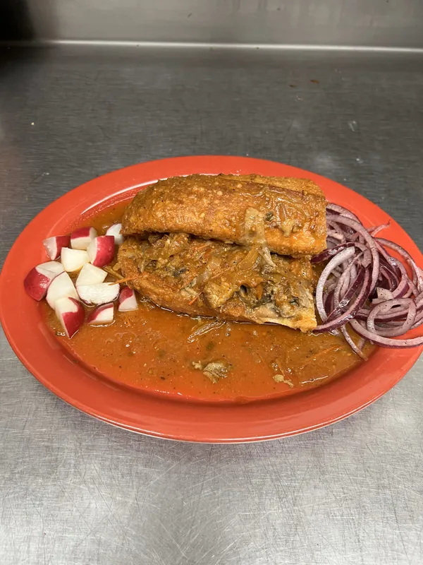 Torta Ahogada De Carnitas