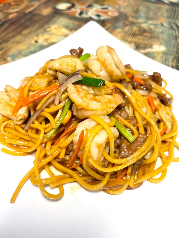 Lo Mein(Choice of proteins)