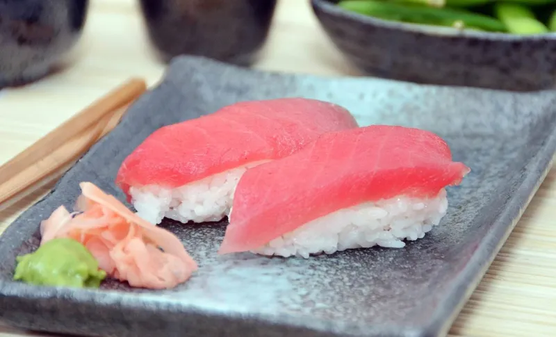 Ahi Tuna(2 pcs/order)