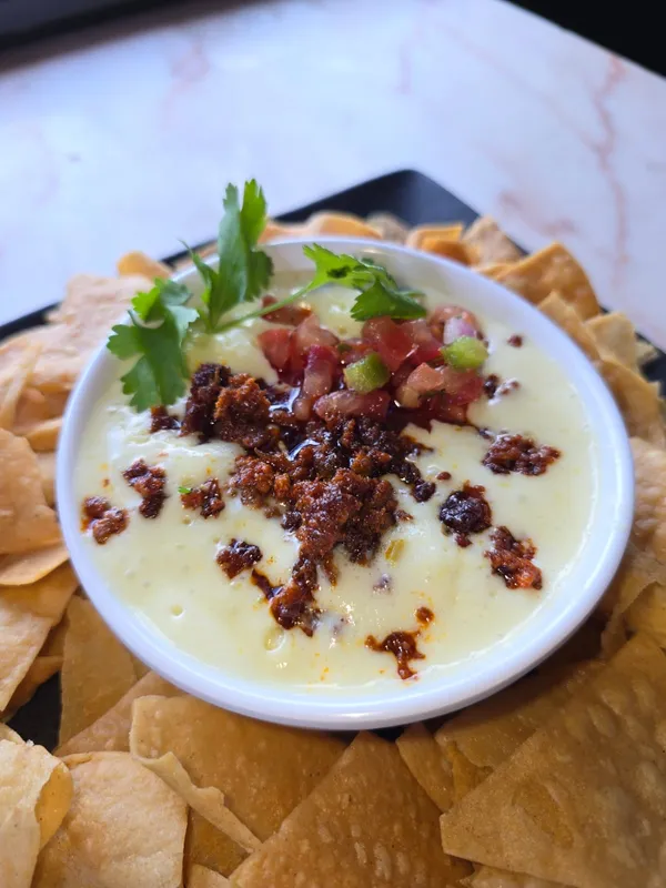 Choriqueso with Chips