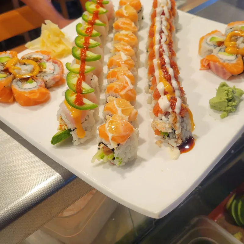 No. 10 Sushi Sashimi Combination