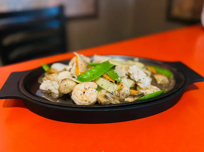 Cantonese Chicken Chow Mein 港式炒面(鸡)