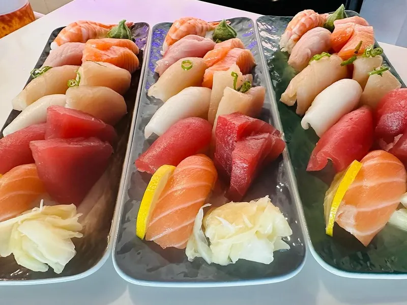 Nigiri & Sashimi Combo