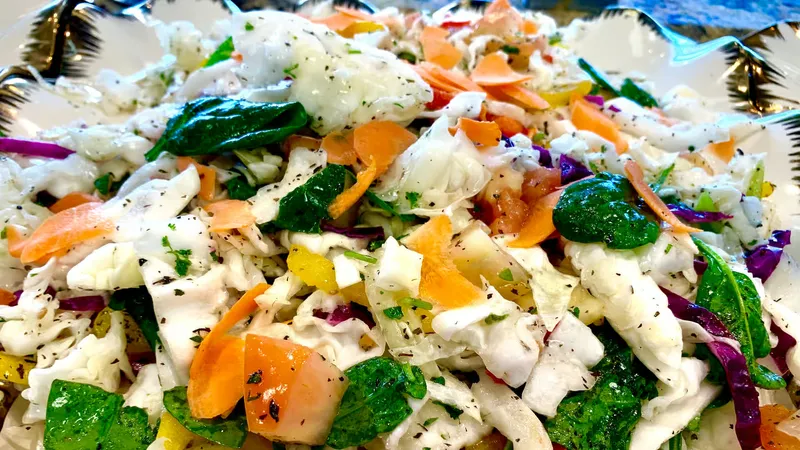 Cabbage and Spinach Salad