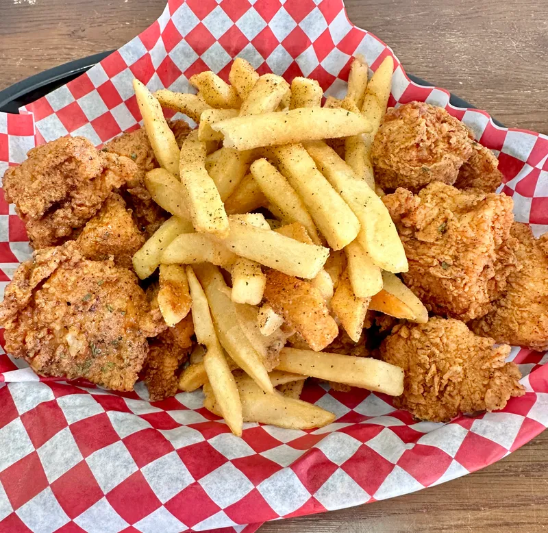 Boneless Starving 10pc