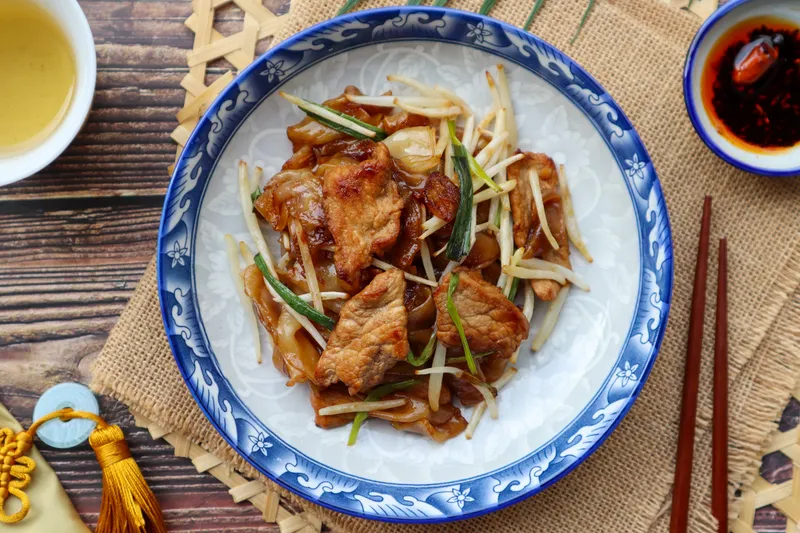 54. Beef Chow Fun/ Mei Fun