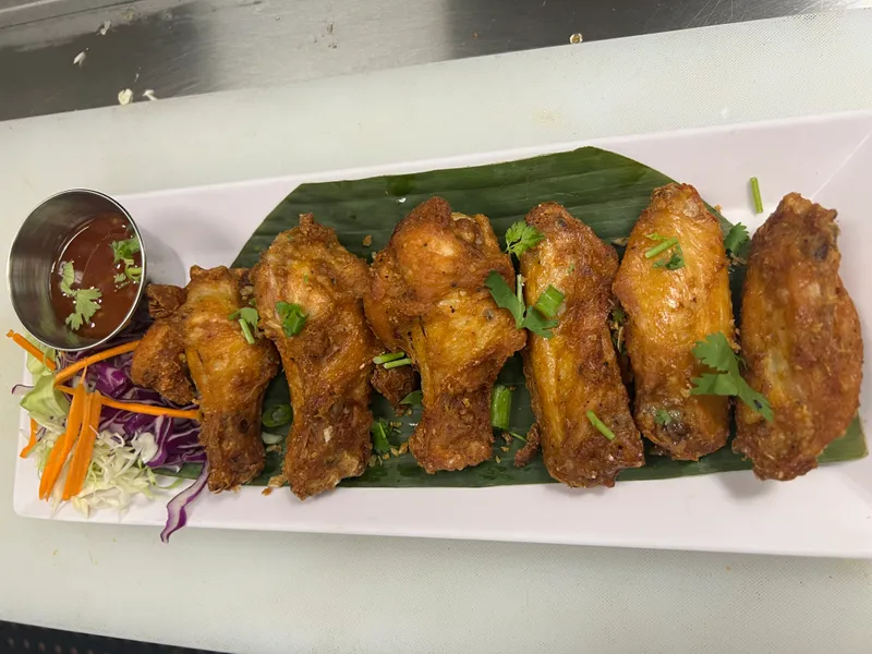 Thai Fried Chicken Wings (6 Pcs)