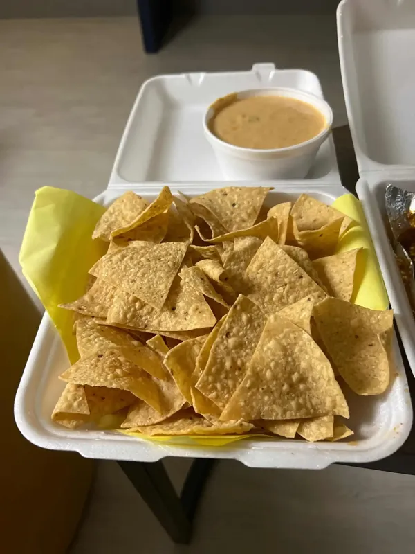 Chips n' Queso