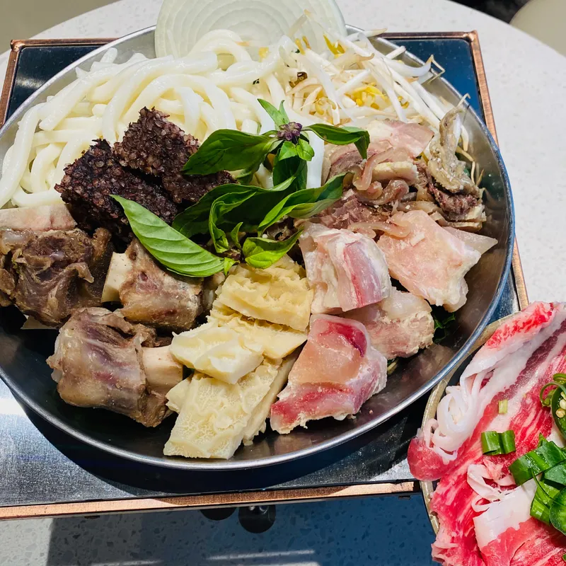 Vietnamese Spicy(Bun Bo Hue)