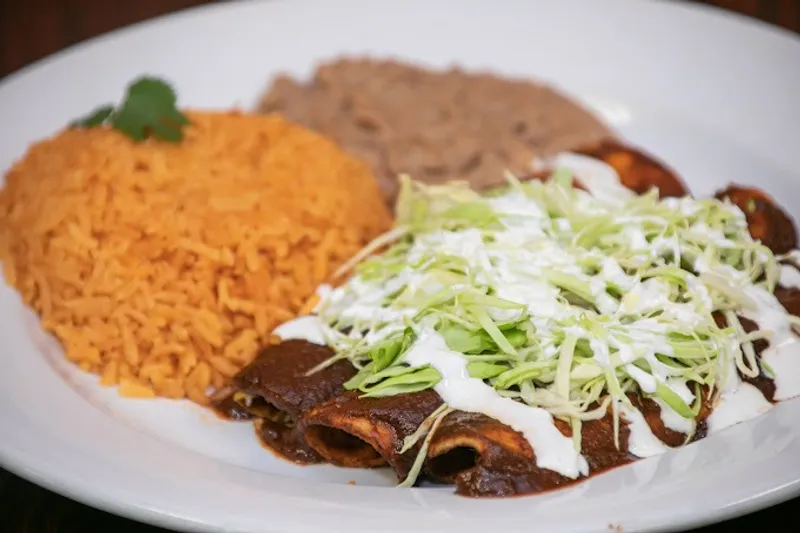 Enchiladas Rojas / Red Enchiladas