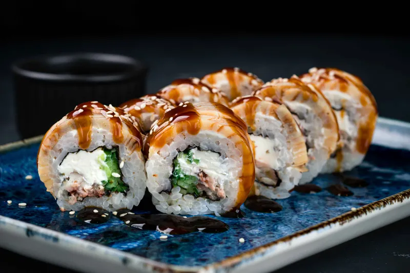 S10. Sushi Volcano