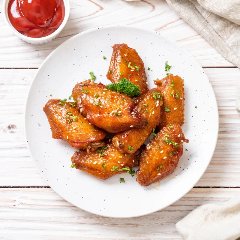 38. 6 Wing Pieces & Fries