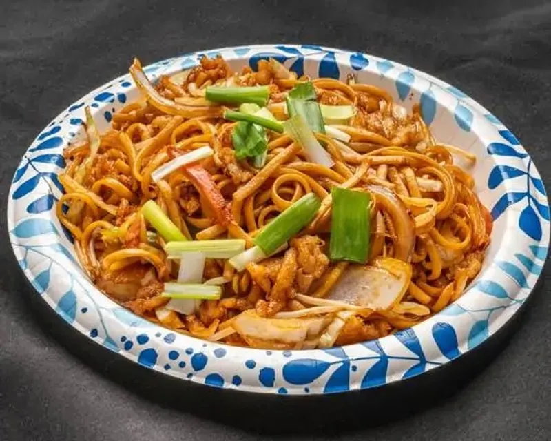 Chicken Lo Mein