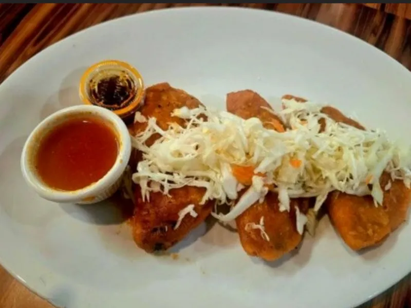 Pastelitos de Carne Salvadorenos