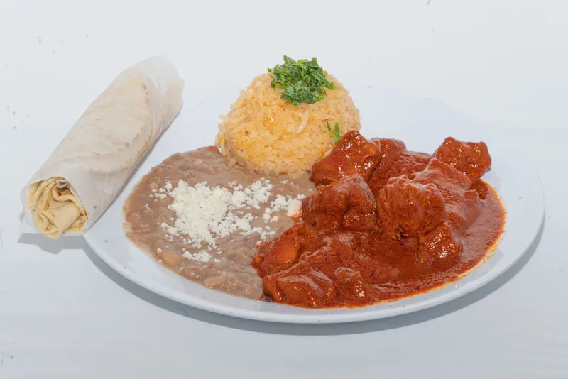 Puerco En Salsa Roja