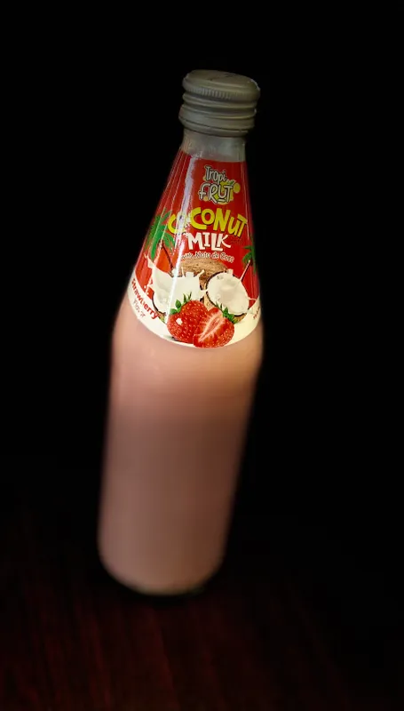 Coconut milk (strawberry)