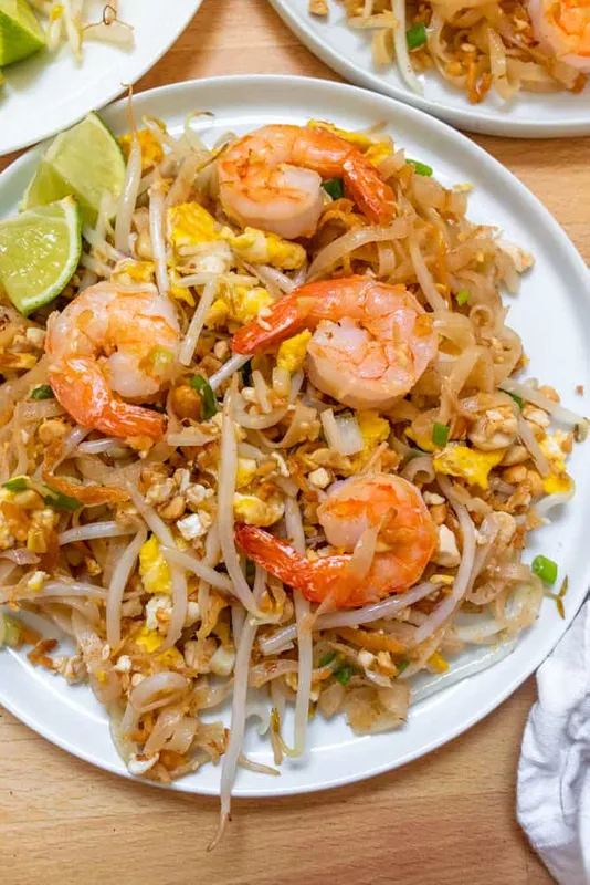 N1. Pad Thai